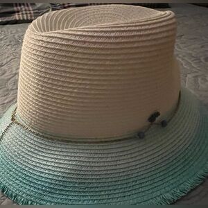 Beautiful Tommy Bahama Hat!
